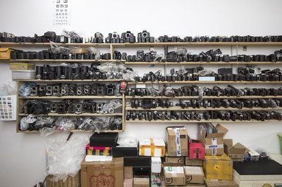 膠片相機(jī)的“華佗” 37年修復(fù)10萬臺，月入萬元的匠心守護(hù)者